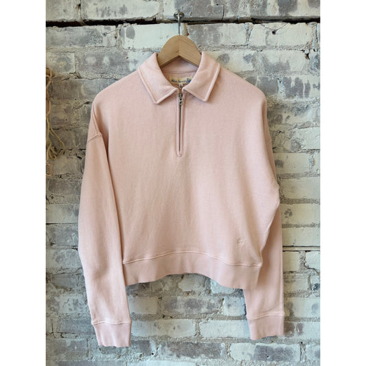 Merz b. Schwanen women's cropped retro fleece half-zip sweatshirt in shell color, casual and comfortable for everyday wear.