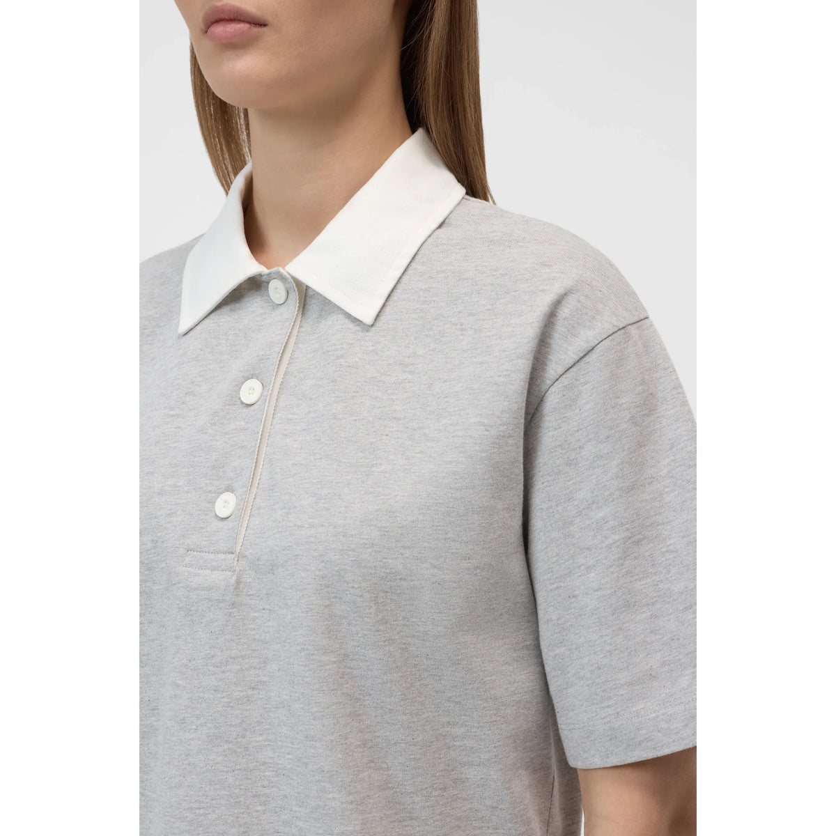 Light grey melange cropped rugby shirt for women by Closed Women's, featuring a relaxed fit and classic rugby style.