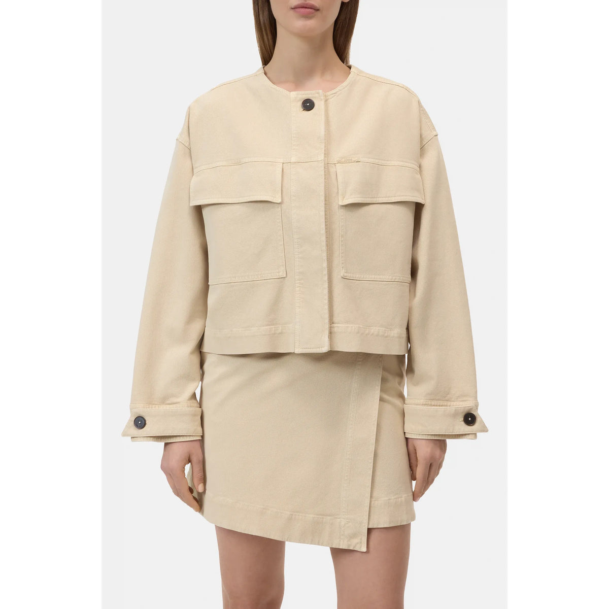 Women's camel beige cropped utility jacket by Closed, showcasing a stylish, functional design with multiple pockets and a relaxed fit.