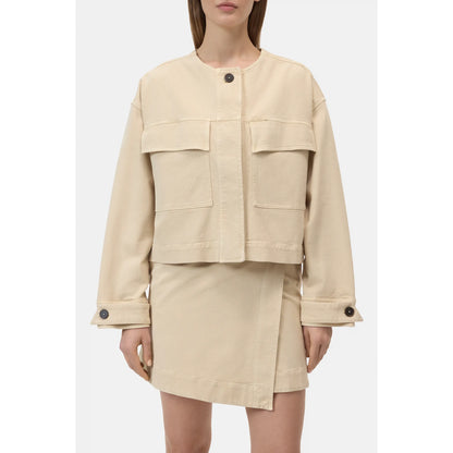 Women's camel beige cropped utility jacket by Closed, showcasing a stylish, functional design with multiple pockets and a relaxed fit.