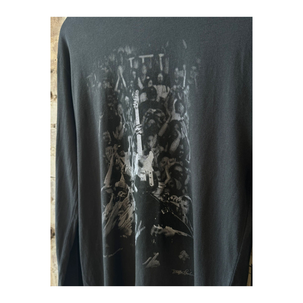 Men's Bruce Crowd LS Tee in faded black by Danny Clinch, featuring a casual fit and graphic print on soft fabric.