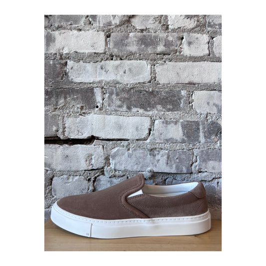 Garda Suede Low Slip On - Taupe - DUNE + SALT