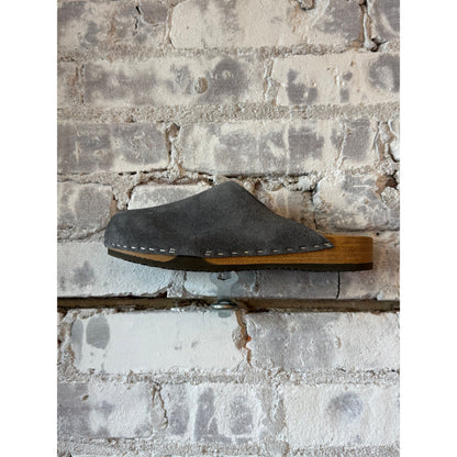 Ella Women's Suede Clog by Kunsten Clogs featuring a stylish Stormveil design, with a comfortable slip-on silhouette and suede material.