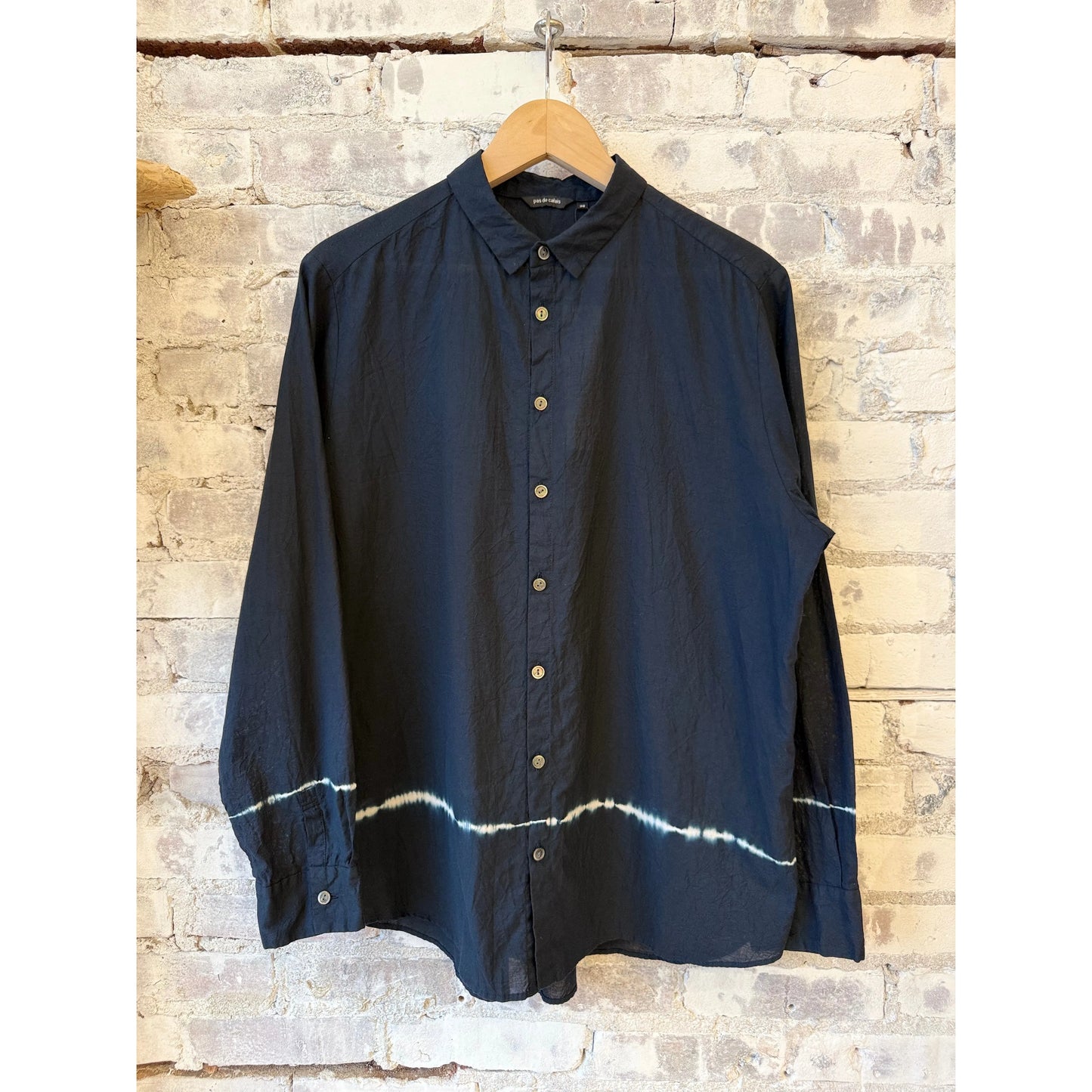 Women's engineered tie-dye striped shirt in dark navy by Pas De Calais, featuring a relaxed fit and unique pattern.