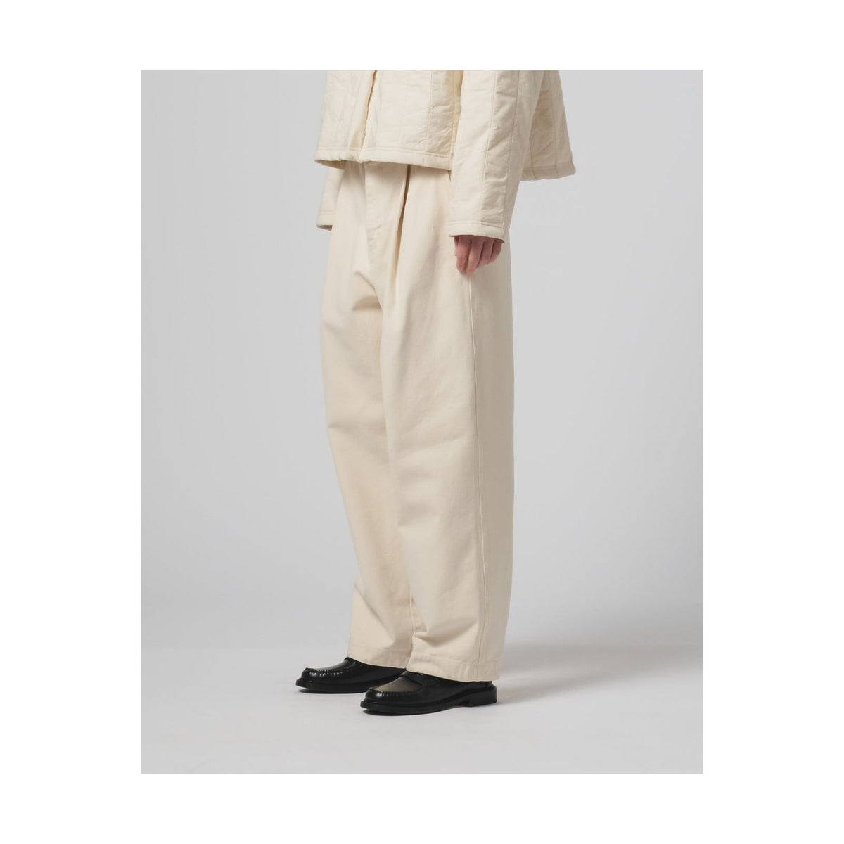 Women's G.O.D British Canvas Worker Wheat shoe by Girls of Dust featuring beige canvas material and sturdy construction.