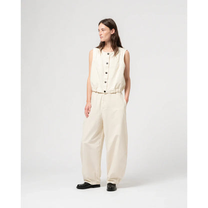 Women's G.O.D. Cotton-Linen Veston in wheat color, stylish sleeveless vest with a lightweight, breathable fabric from Girls of Dust.