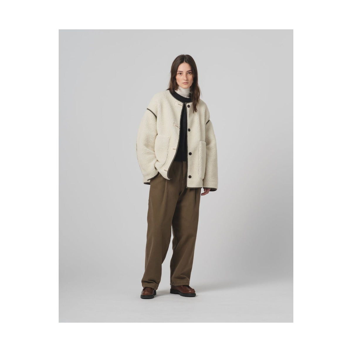 Women's G.O.D Solar Piumino nylon jacket in fossil and off-white, showcasing lightweight design and stylish color contrast.