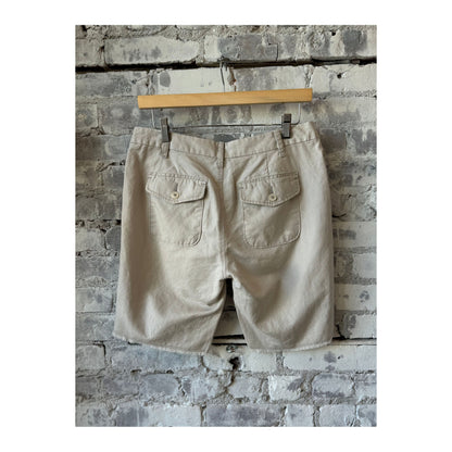 Women's G1 Kite Flying Shorts in sandy color, featuring lightweight fabric and casual fit for outdoor kite flying activities.