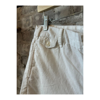 Women's white kite flying shorts by G1 Women's, lightweight summer shorts with a relaxed fit and comfortable waistband.