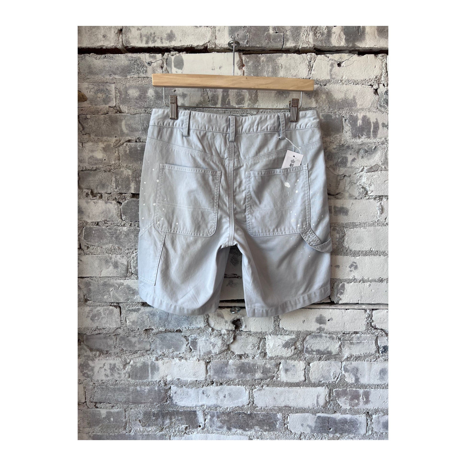 Women's G1 Paint Splatter Painter Shorts in Cloud color, featuring a casual fit with colorful paint splatter design.