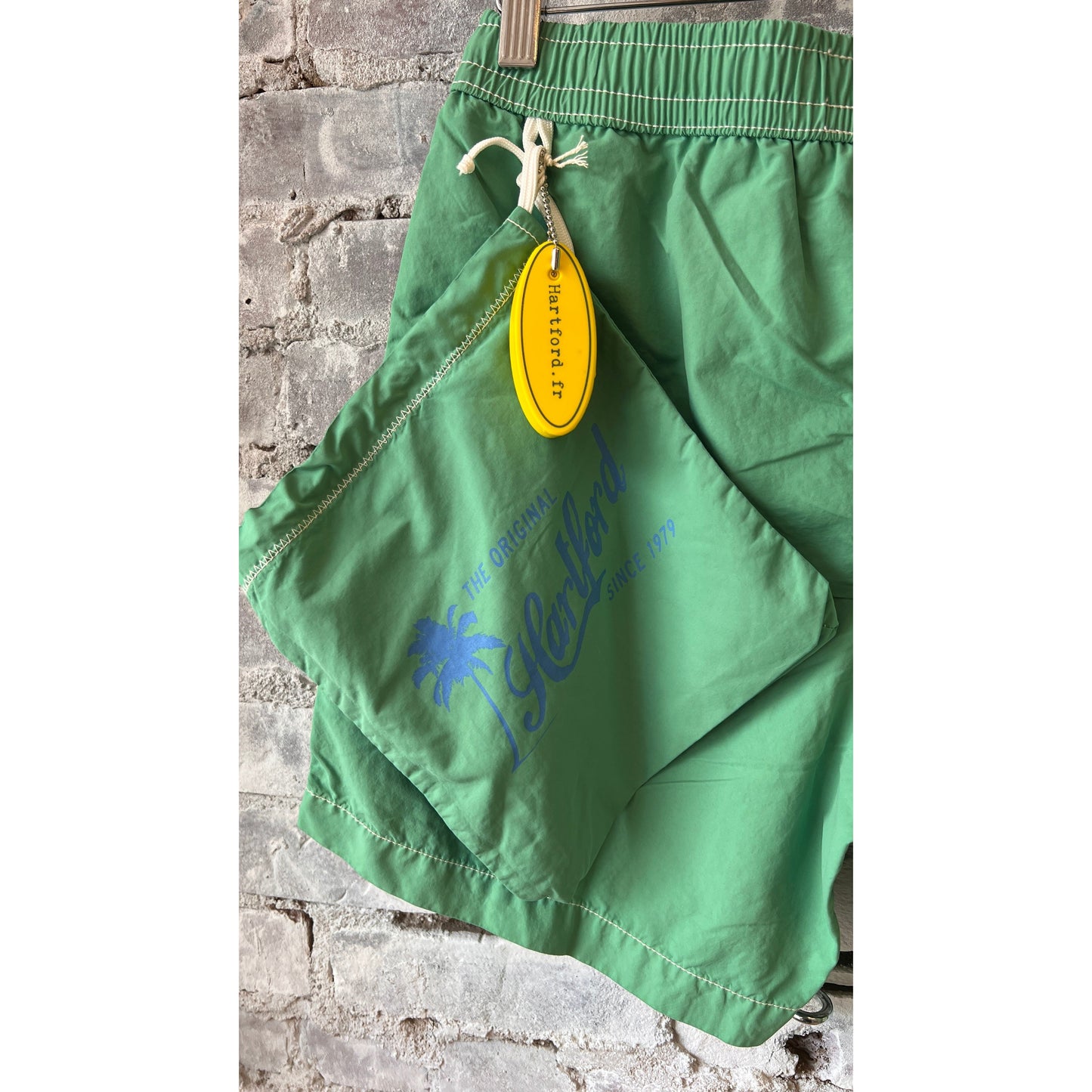 Men's classic swim shorts in jade from Hartford Men's, featuring a comfortable fit and quick-drying fabric.