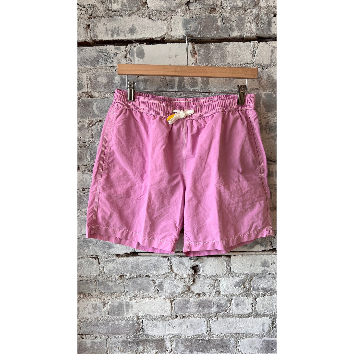 Men's Hartford Classic Swim Shorts in Parme, lightweight fabric with a relaxed fit, designed for comfortable swimming and beachwear.