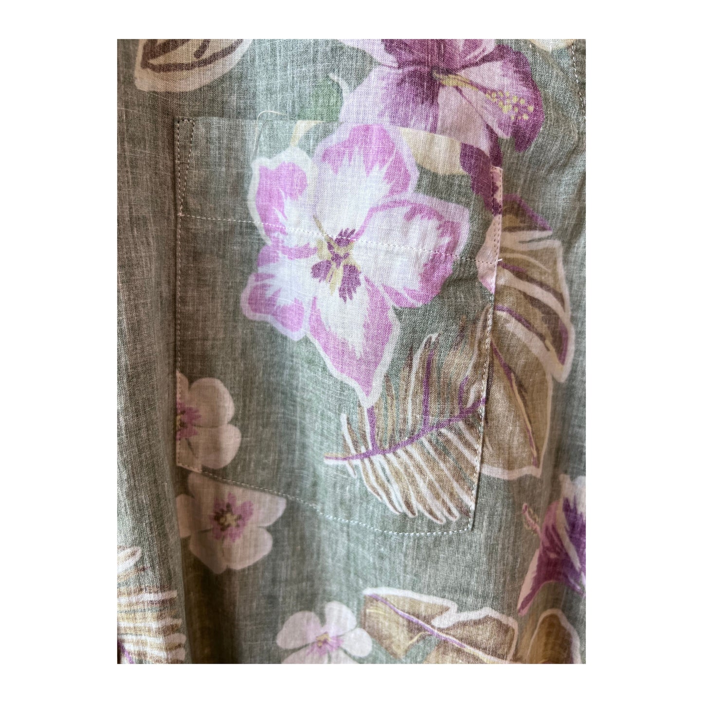 Men's Hartford Hawaiian print cotton shirt in army green, featuring a vibrant floral pattern and casual fit.