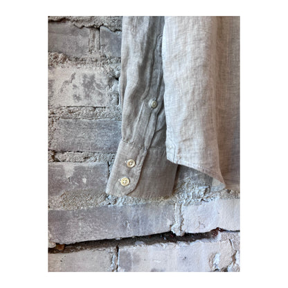 Men's Paul Linen Chambray Shirt in grey by Hartford Men's, shown on a hanger with a casual fit and soft fabric texture.