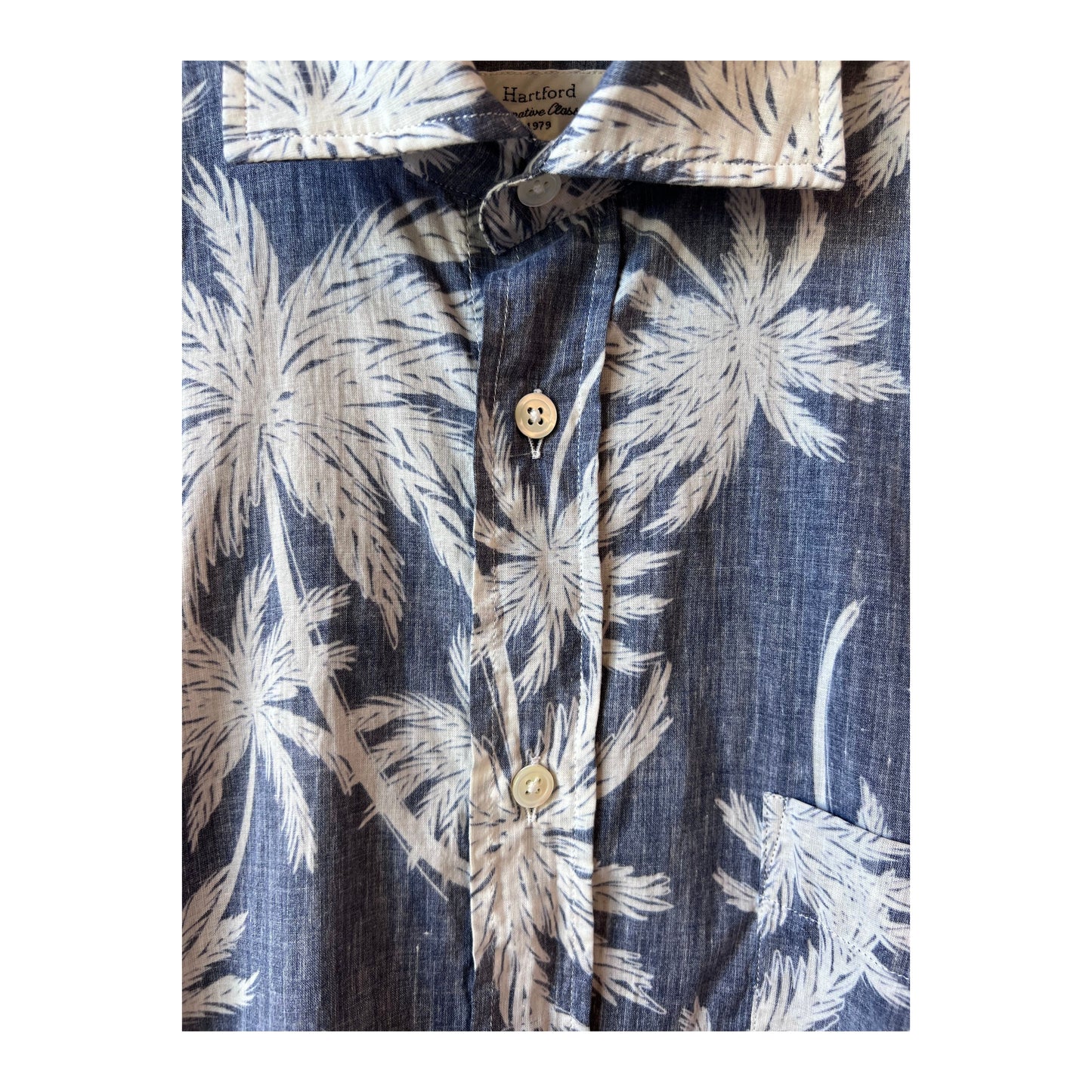 Men's navy cotton shirt with Paul palm tree print by Hartford Men's, showcasing a casual, tropical-inspired design.