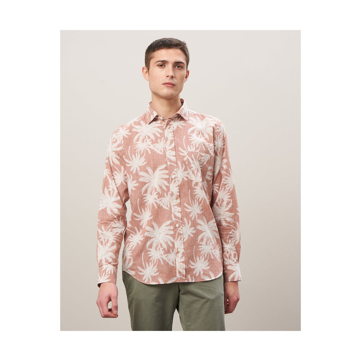 Men's rust cotton shirt with palm tree print from Hartford Men's, featuring a casual fit and tropical-inspired design.