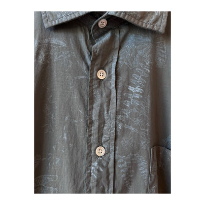 Hartford Men's olive cotton shirt featuring a Paul Pat palm tree print, with a relaxed fit and button-down collar.
