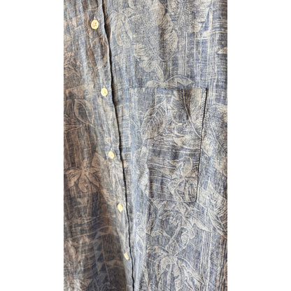 Hartford Men's Paul woven shirt in blue and white palm print, featuring a casual men's woven shirt with a tropical pattern.
