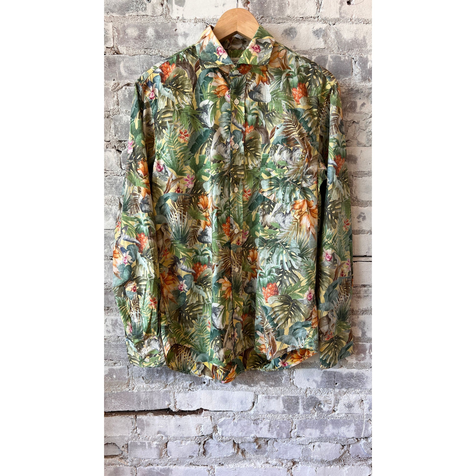 Men's Paul Woven Shirt in Jungle print by Hartford Men's, featuring a casual woven fabric and jungle-inspired design.