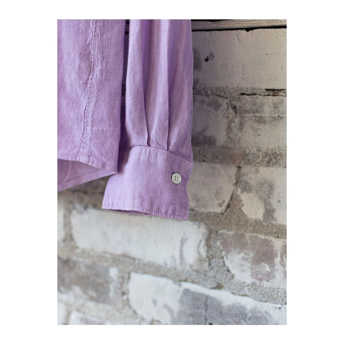 Women's Coraz Linen Shirt in lilac by Hartford Women's, button-up design with a relaxed fit and soft linen fabric.