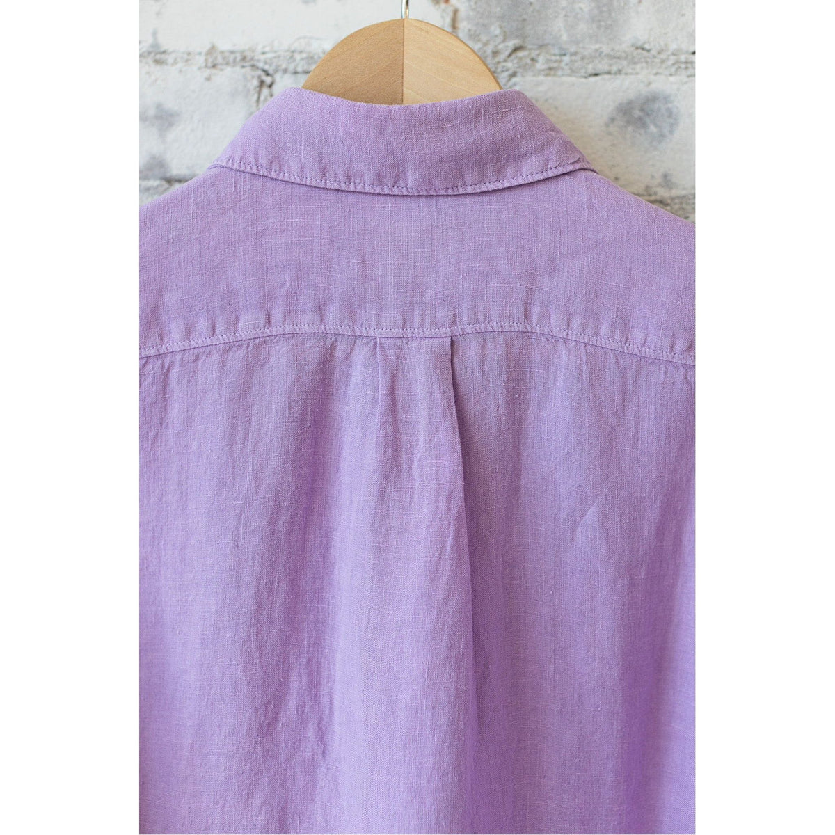 Women's lilac Coraz linen shirt from Hartford Women's featuring a button-up design and a soft, breathable fabric.