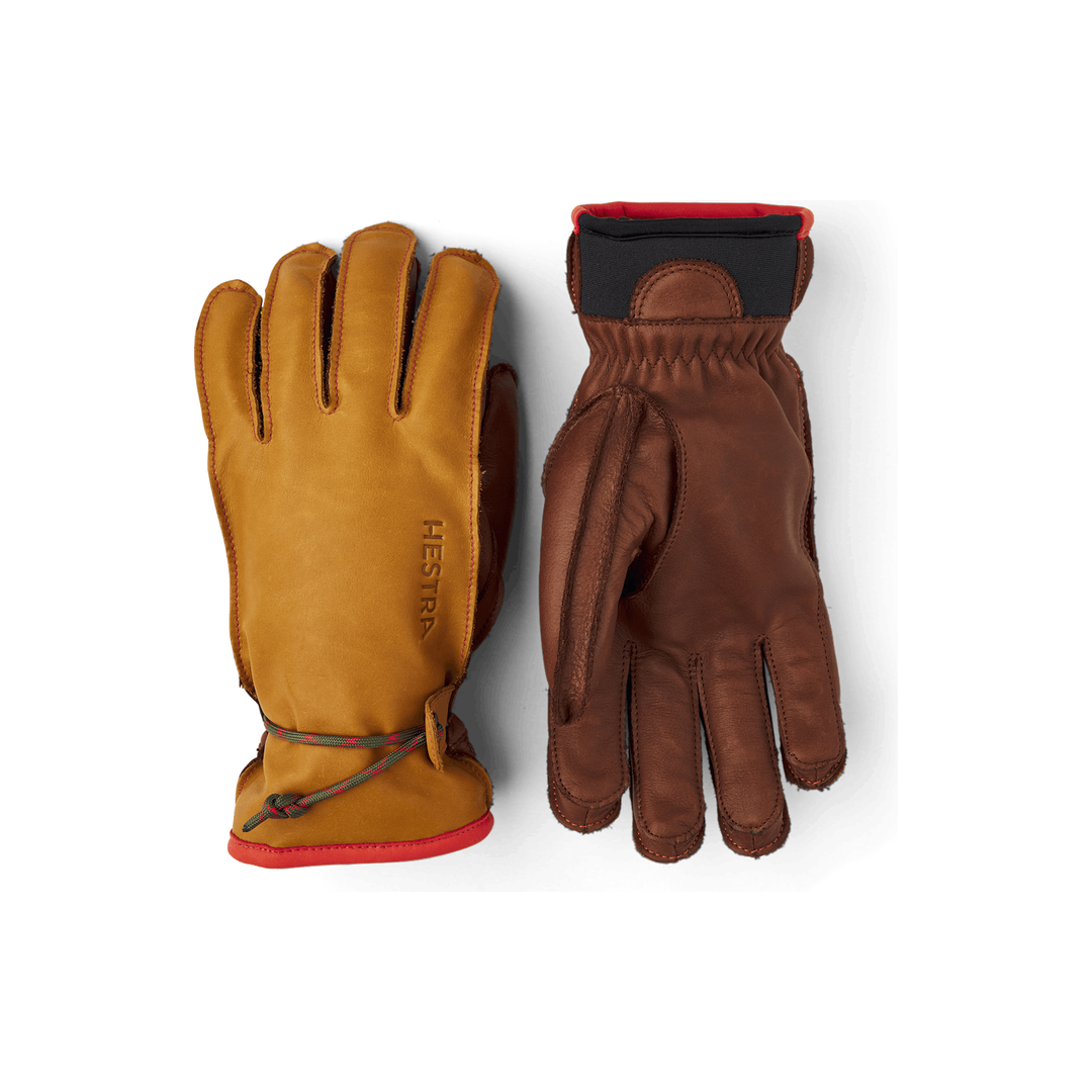 Men's Hestra Wakayama 5-Finger Glove in cork and brown leather, showing detailed close-up of the textured glove material.