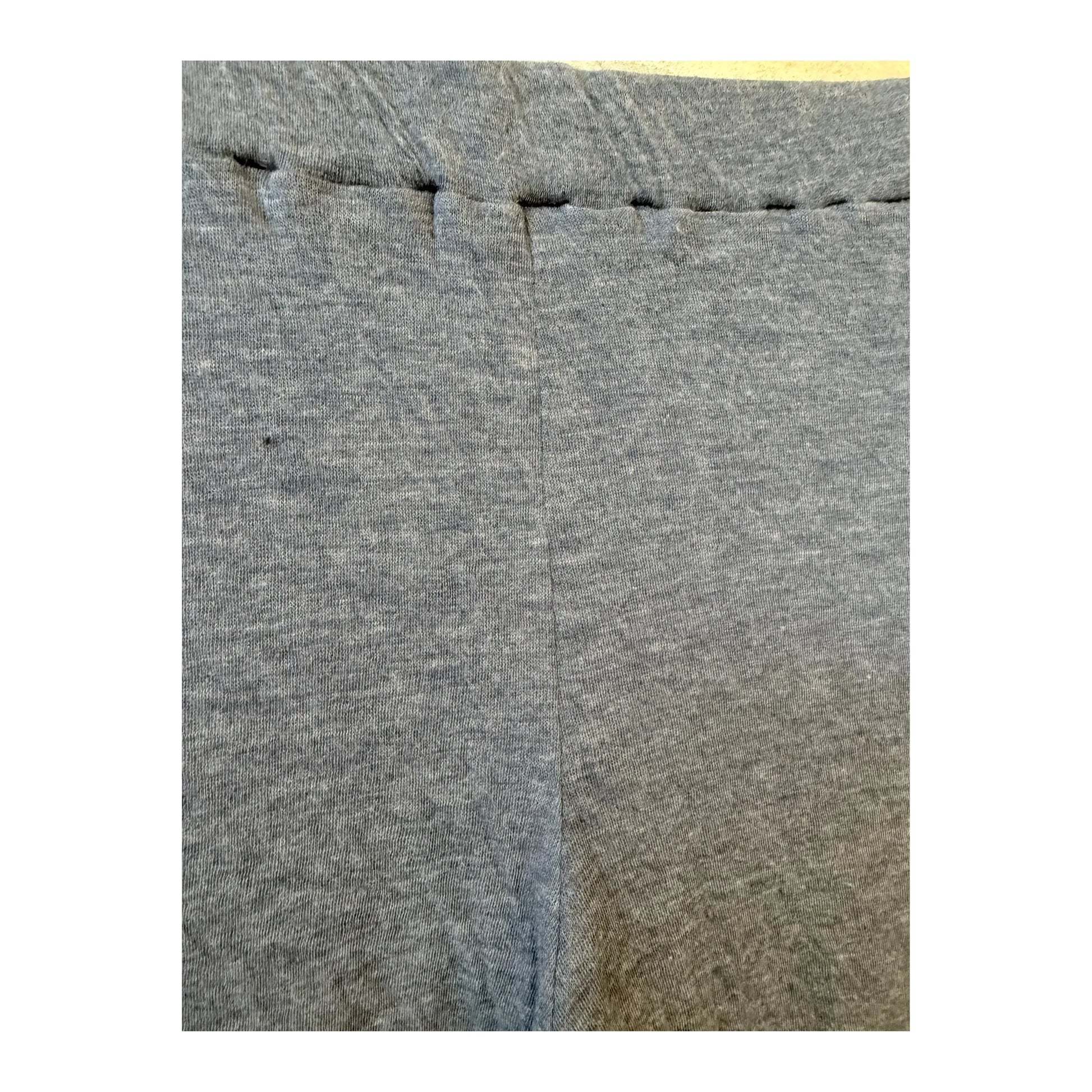 Navy Hi-Soft double face women's leggings from V::Room, showing the stretchy, comfortable fabric and fitted design.