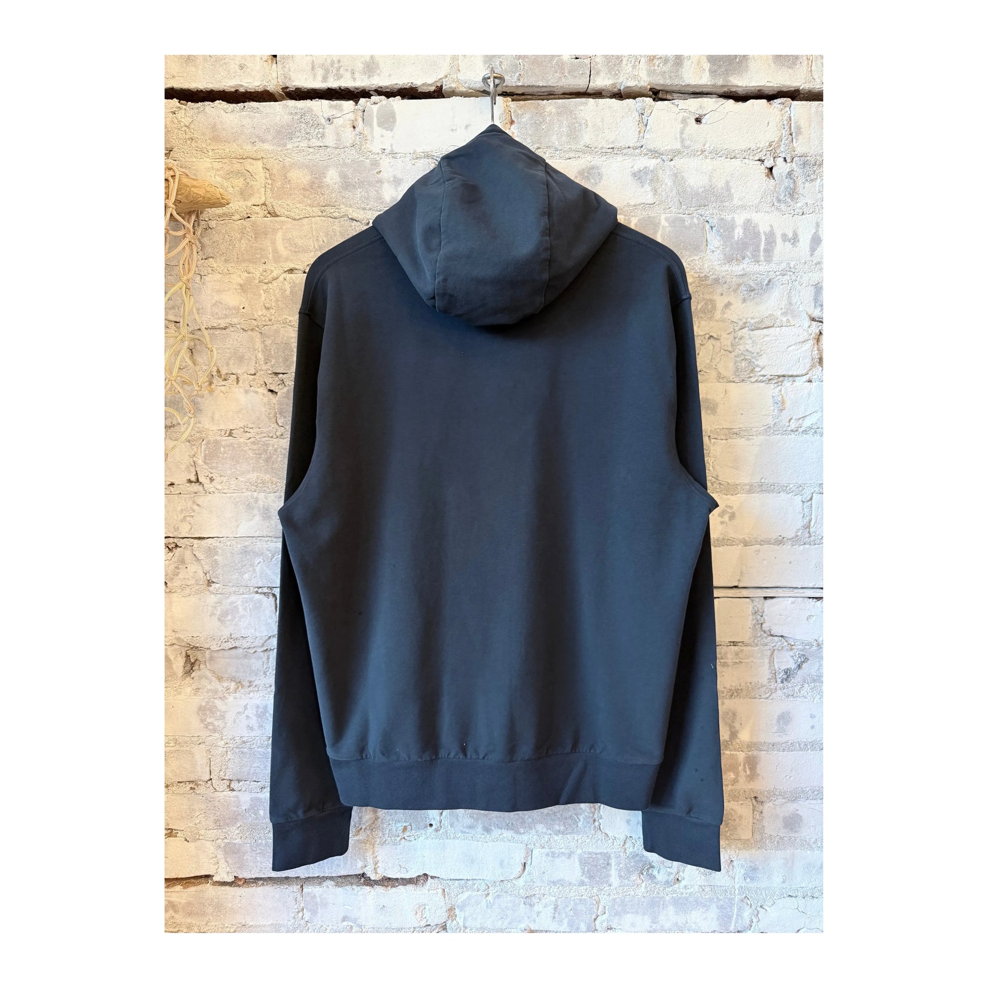 Men's navy hoodie from 04651/ featuring a comfortable fit and casual style, shown in the product image.