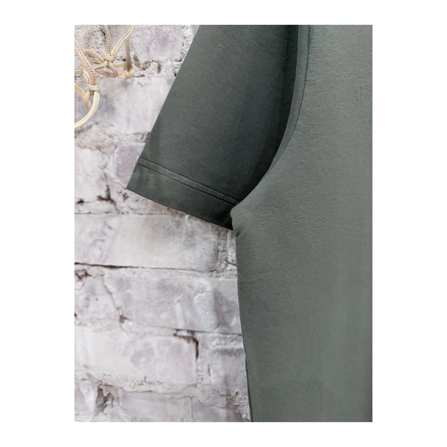 Men's IF Tee in Sea Kelp color, featuring a comfortable fit and casual style, from the brand 04651/.