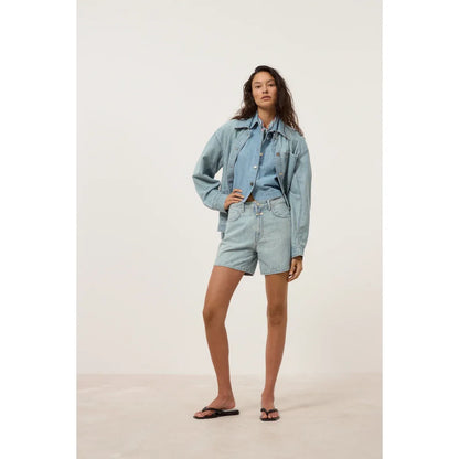 Closed Women's Janey Regular Short – Light Blue Antique White