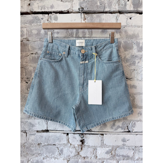 Light blue Janey Regular Short for women by Closed Women's, shown in a detailed front view.