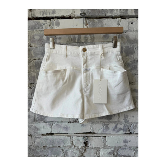 Close-up of white Jocy-X denim shorts for women by Closed Women's, showing the fabric texture and stylish fit.
