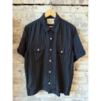 Men's navy Jove 50's shirt by Freenote Cloth, featuring a classic vintage-inspired design and button-up style.