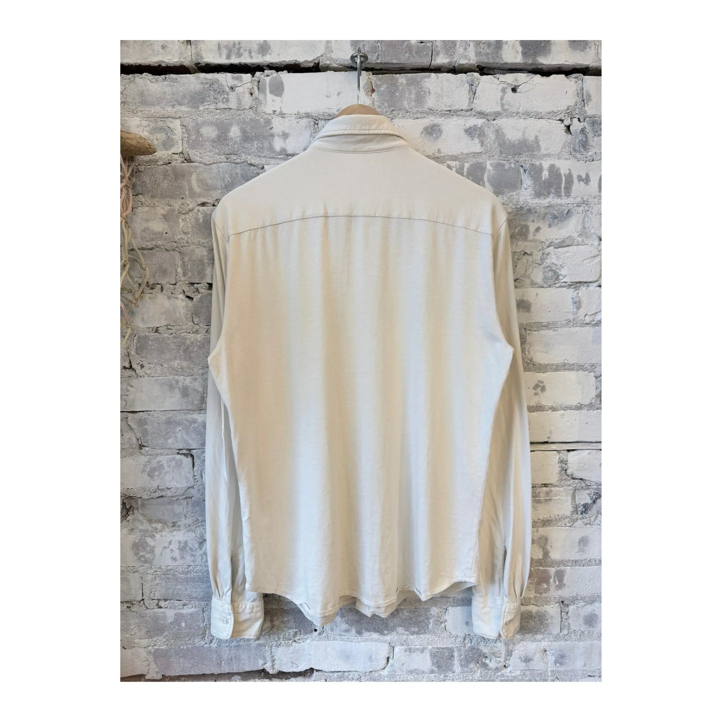 Men's Save Khaki United long sleeve Supima Jersey Easy Shirt in ash color, showing the relaxed fit and soft fabric texture.