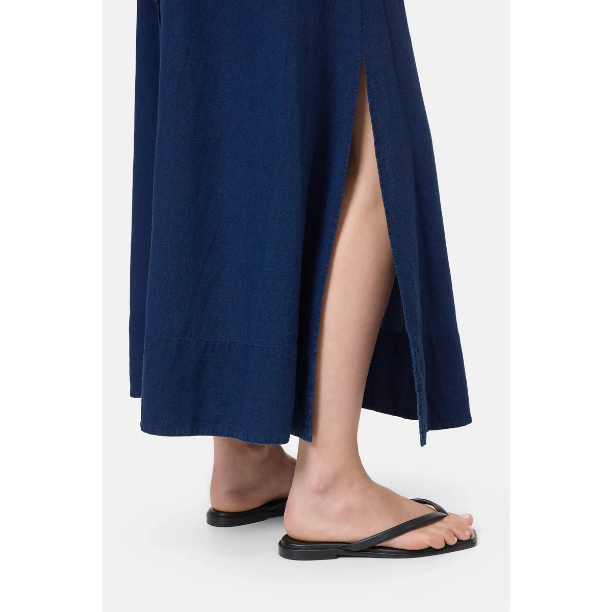Dark blue linen-cotton gathered skirt for women by Closed Women's, featuring a flowy, textured fabric and a relaxed fit.