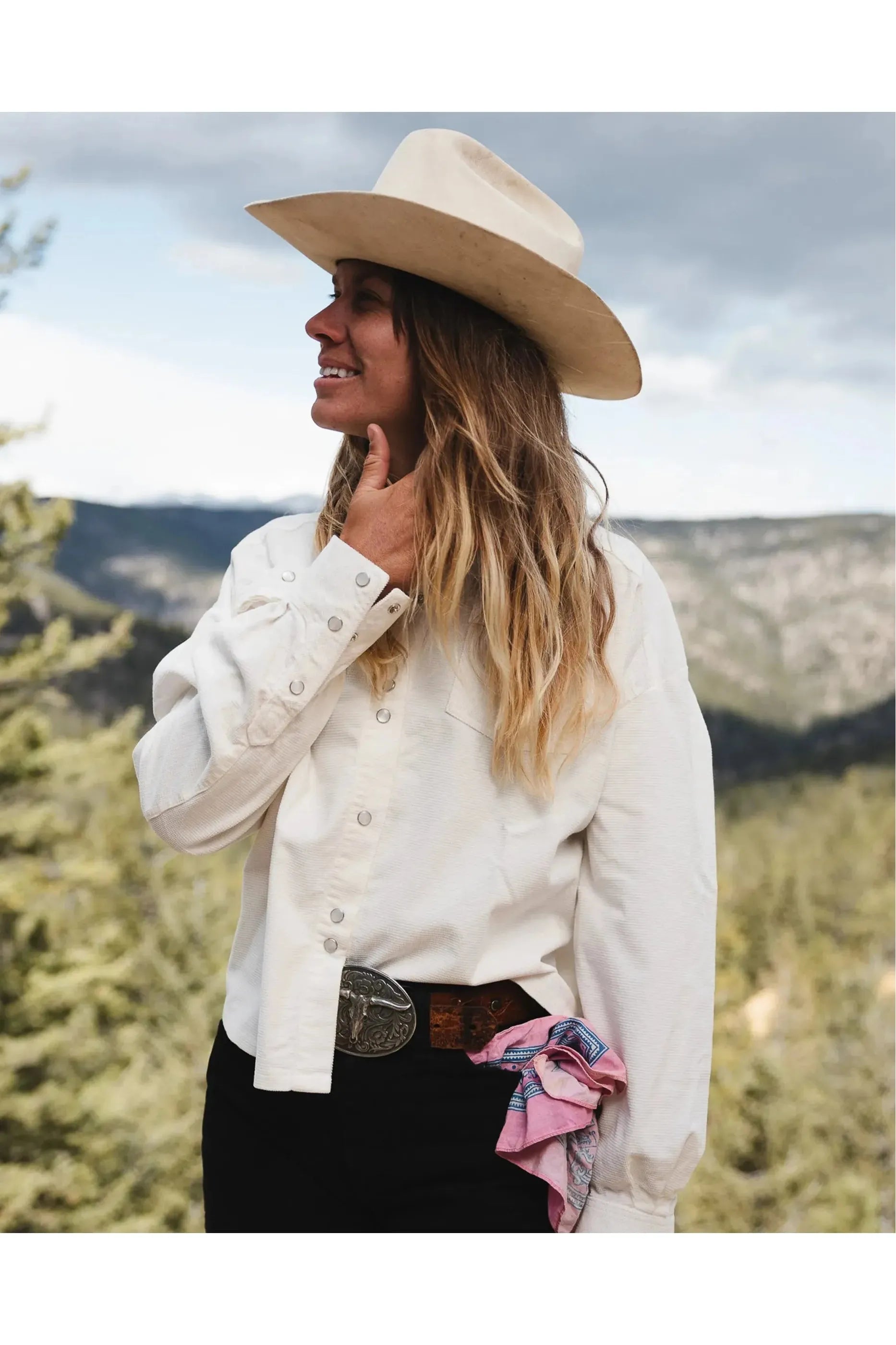 Women's Wild Velvet Shirt - White - DUNE + SALT