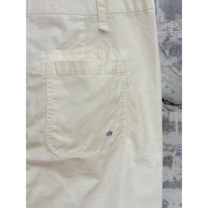 Women's white Market Capri pants by G1 Women's, showing the slim fit and fabric texture on a mannequin.