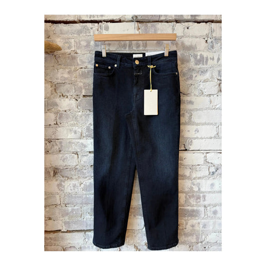 Blue and black women's Milo Comfort Stretch Straight Jean by Closed Women's, showing the fitted denim with classic five-pocket design.