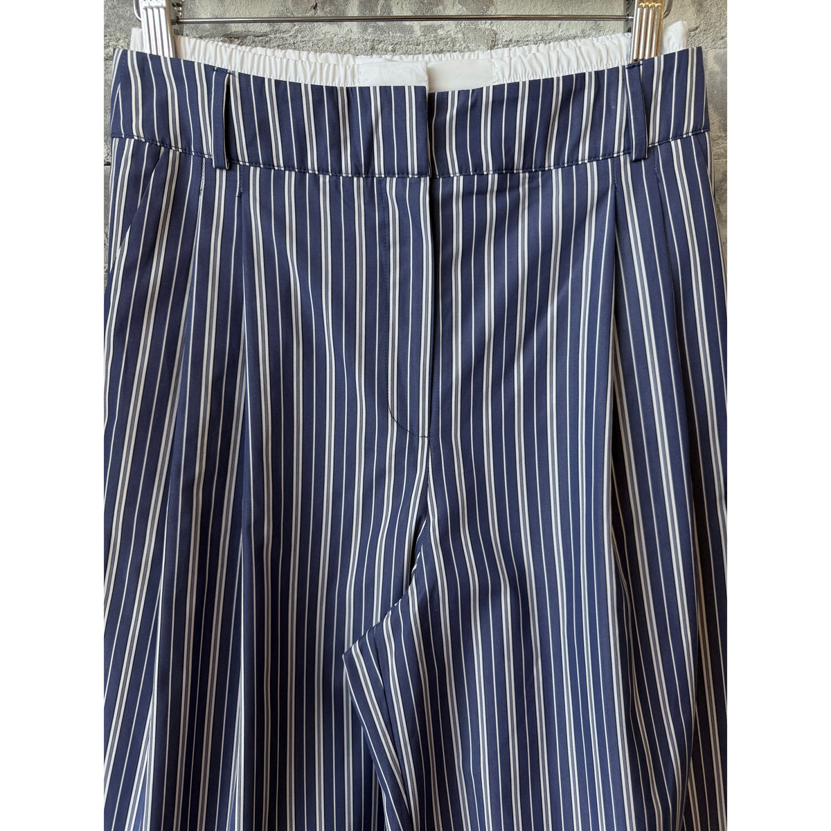 Women’s New York Pants by ACARIA STUDIO with navy and white stripe pattern, featuring a relaxed fit and comfortable fabric.
