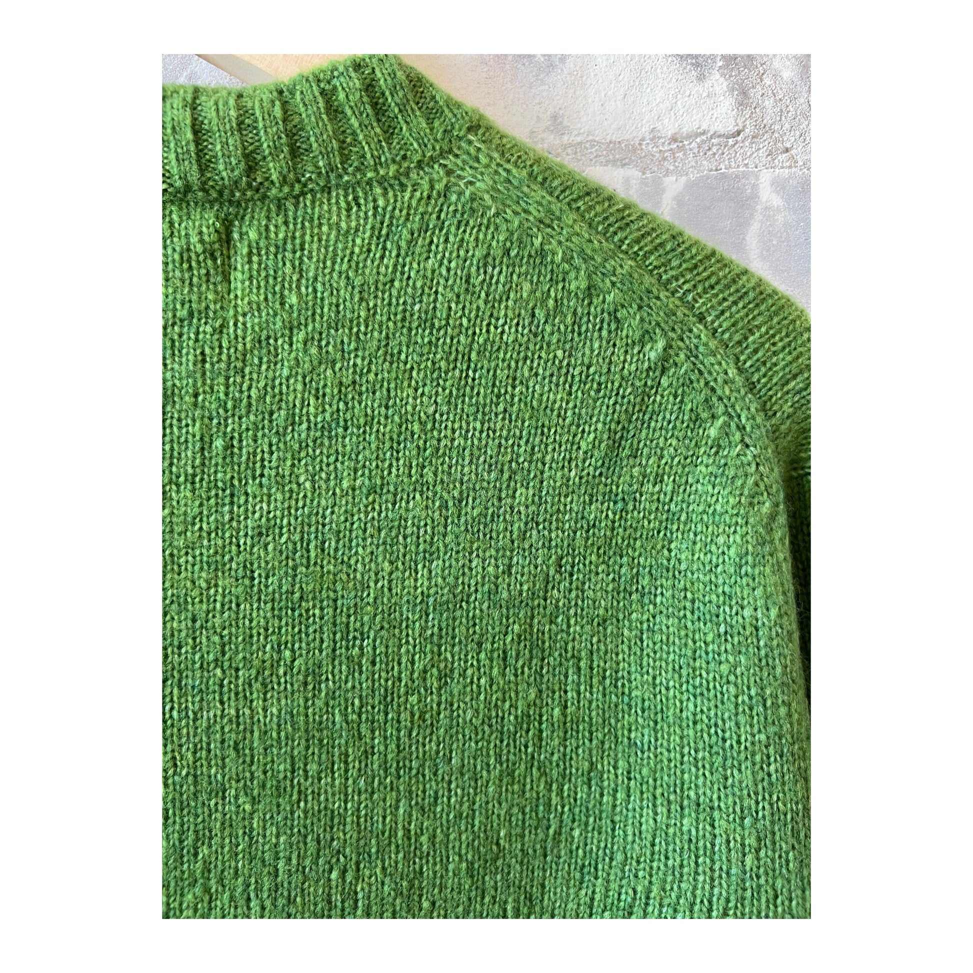 Men's Lee Wool Blend Sweater in Kale by NN07, featuring a cozy knit texture and classic fit, shown in a natural pose.
