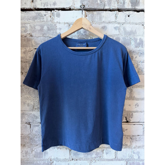 Women's organic cotton stretch semi-relaxed crewneck top by Majestic Filatures in Abyss color, featuring a comfortable fit and soft fabric.