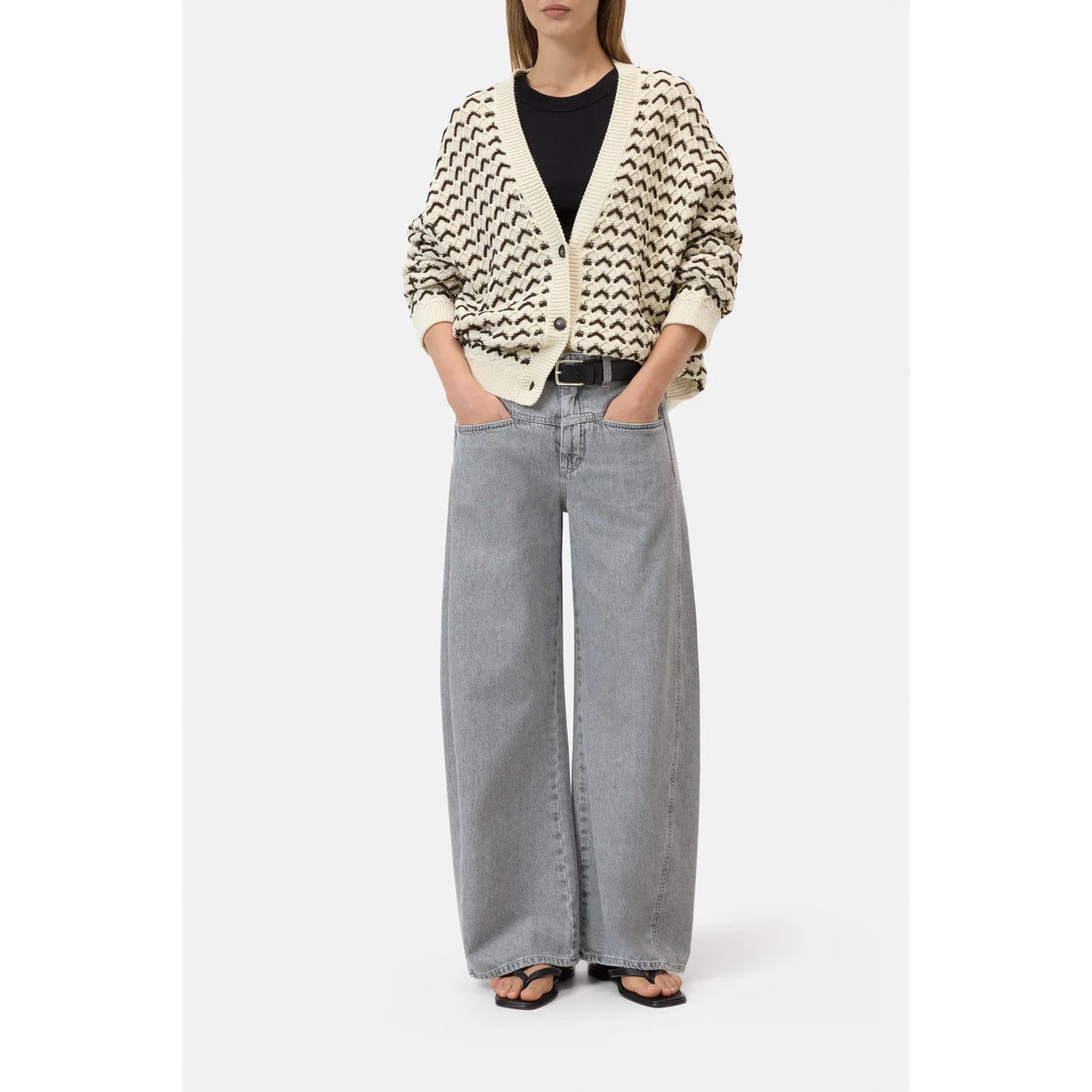 Women's beige organic cotton V-neck cardigan by Closed Women's, shown on a model highlighting the soft, natural fabric and classic style.