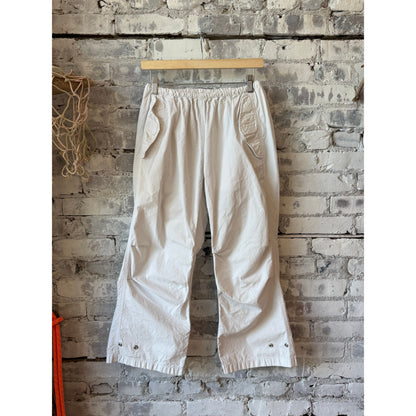 Women's Freecity Outofsight Poplin Air Flap Snap Kite Pant in white, featuring lightweight fabric and stylish design details.