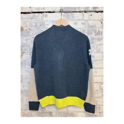 Women's MineralBlue Mix cashmere cardigan with patch and pocket details from Freecity, soft and stylish for everyday wear.