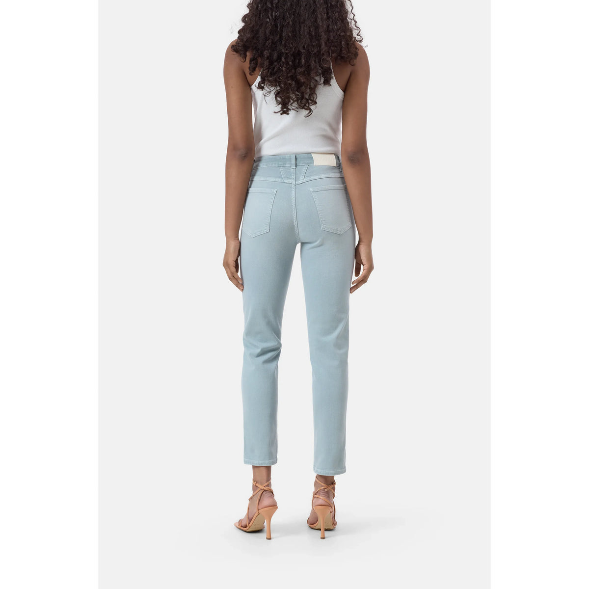 Closed Women's Pedal Pusher Relaxed Jean — Breeze Blue Gray