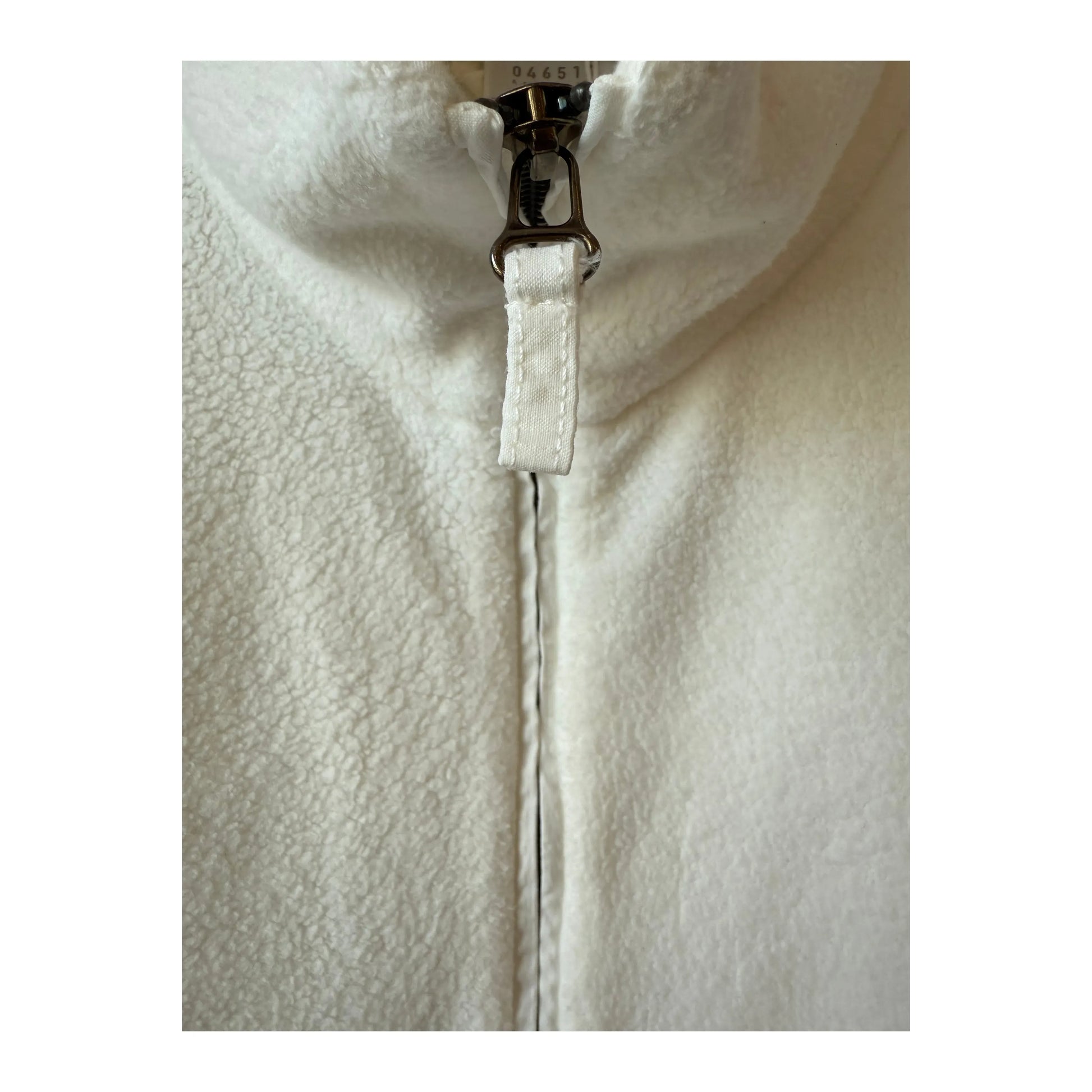 Men's ivory PF Jacket from 04651, stylish and lightweight, with a clean design and front zipper.