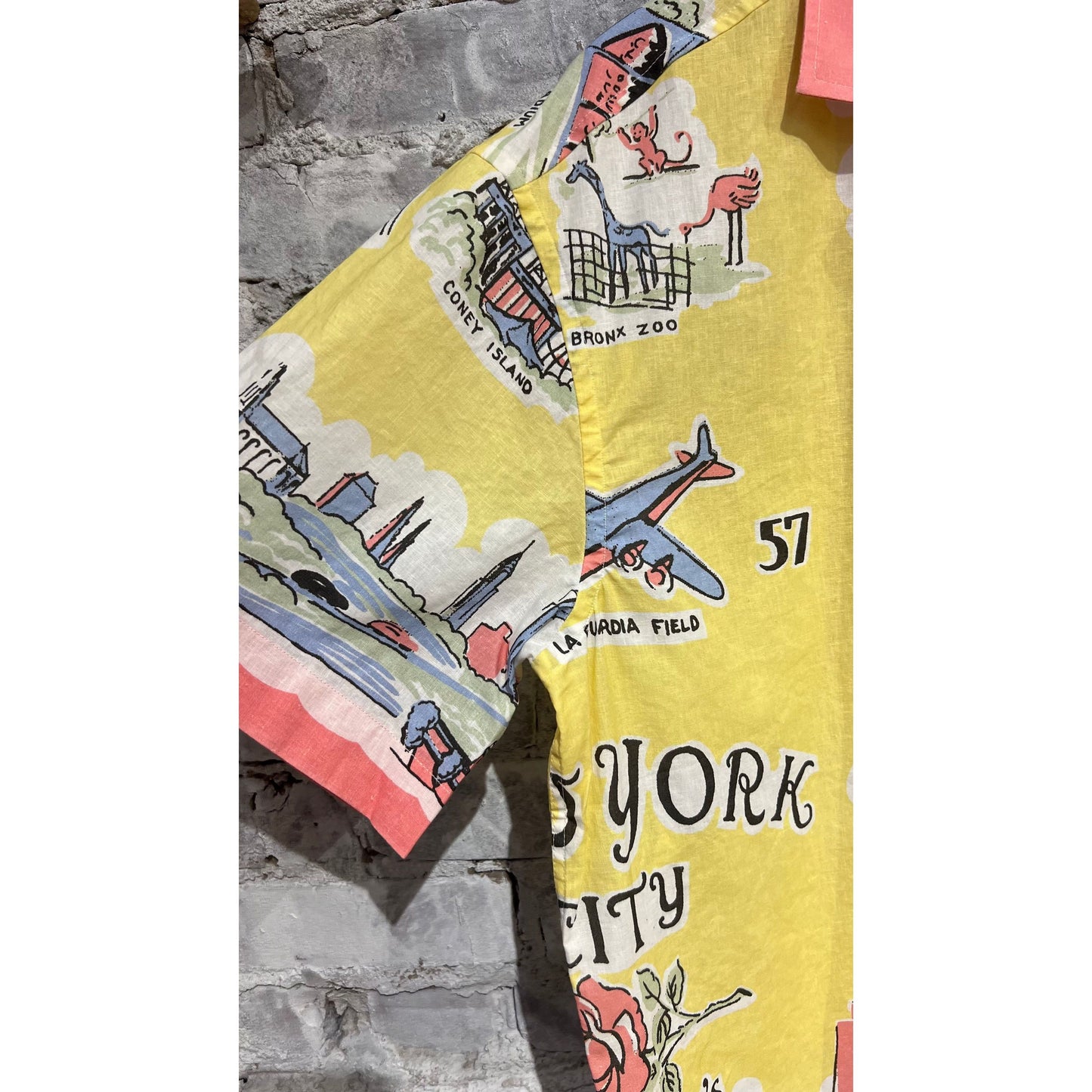 Men's Presidents Poplin Reef Shirt in yellow with New York map design, lightweight fabric, casual fit, and button-down collar.