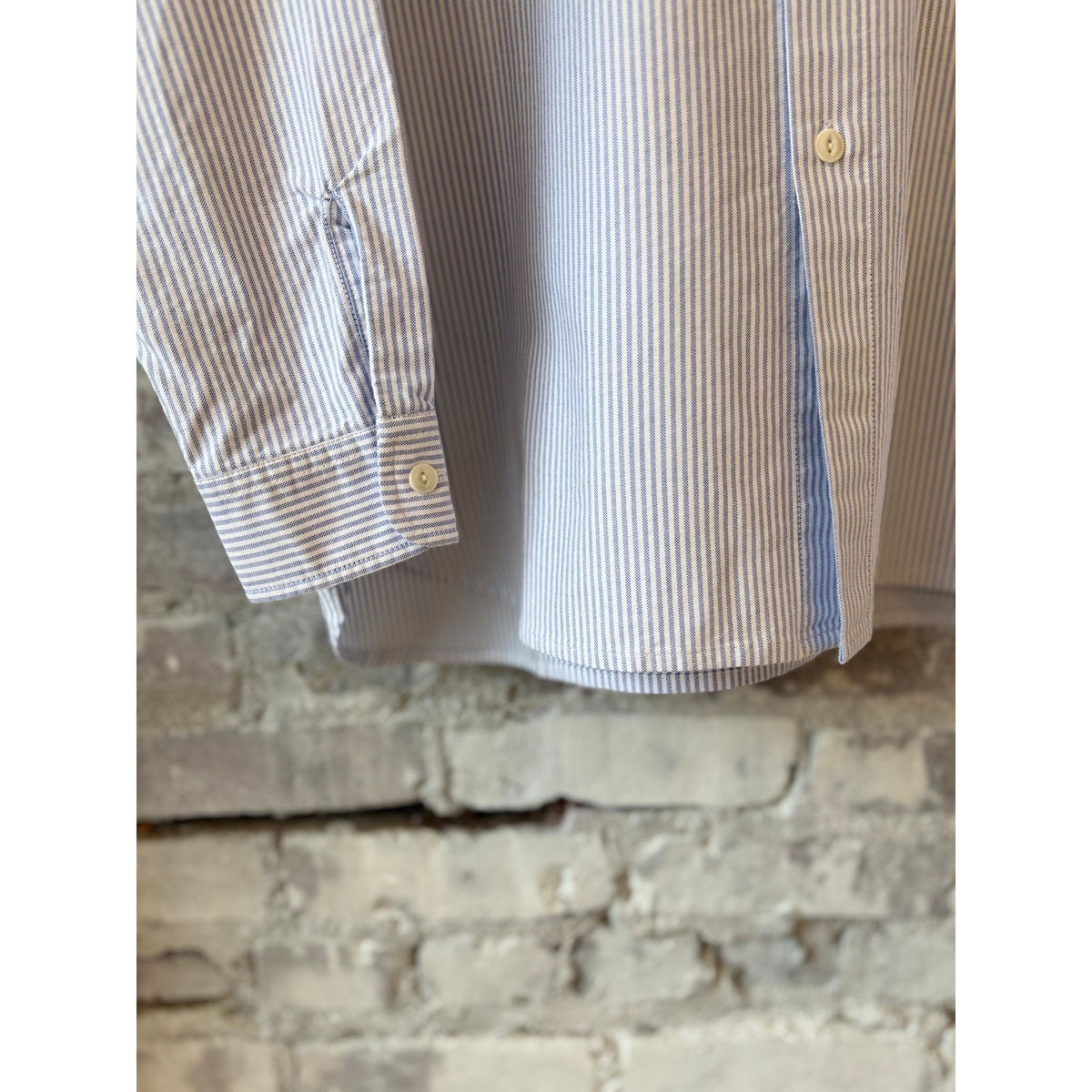 Men's Presidents striped Oxford shirt in white and blue stone wash with a classic collar and button-down front.
