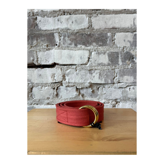 Heimat men's Regatta Belt in rescue orange, durable fabric with adjustable buckle, suitable for outdoor activities and sailing.