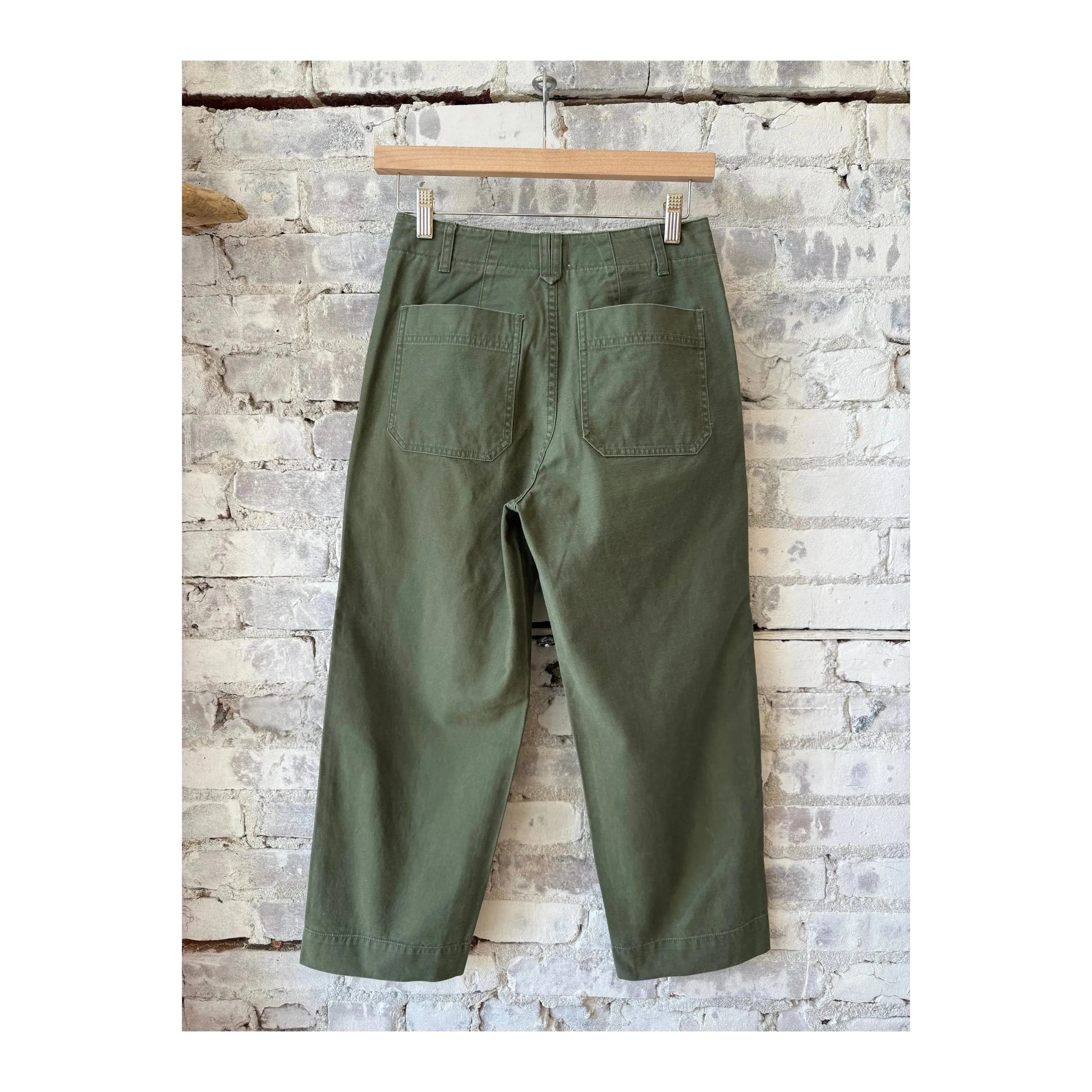 Closed Women's Rovea Relaxed Pants in Matcha Green, showing soft fabric and relaxed fit on a woman.